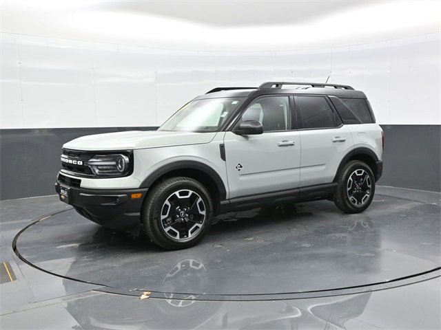 Used 2024 Ford Bronco Sport Outer Banks w/ Tech Package image 3