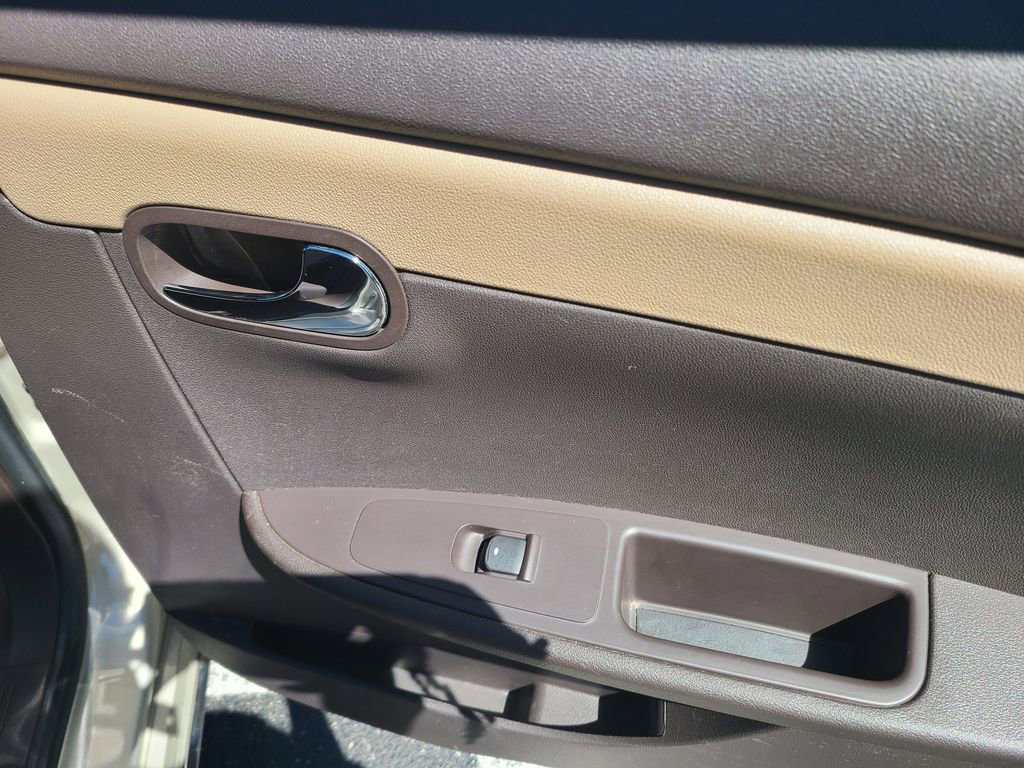 Used 2012 Chevrolet Malibu LT w/ Power Convenience Package FWD image 14