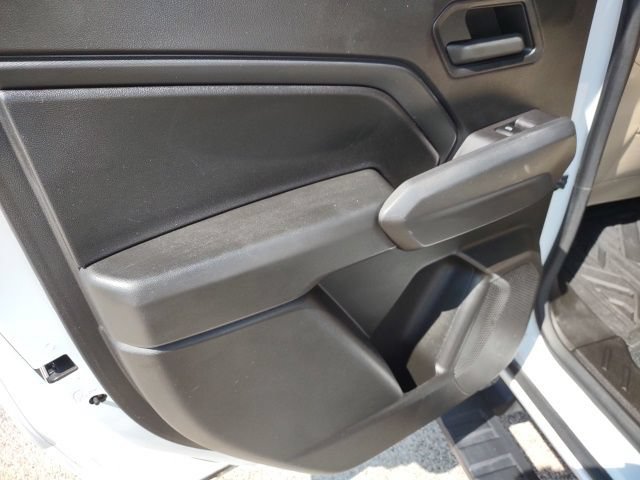 Used 2023 Chevrolet Colorado W/T w/ Safety Package RWD image 19