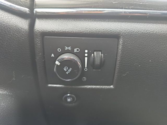 Used 2022 Jeep Grand Cherokee Limited w/ Tech Group AWD/4WD image 10