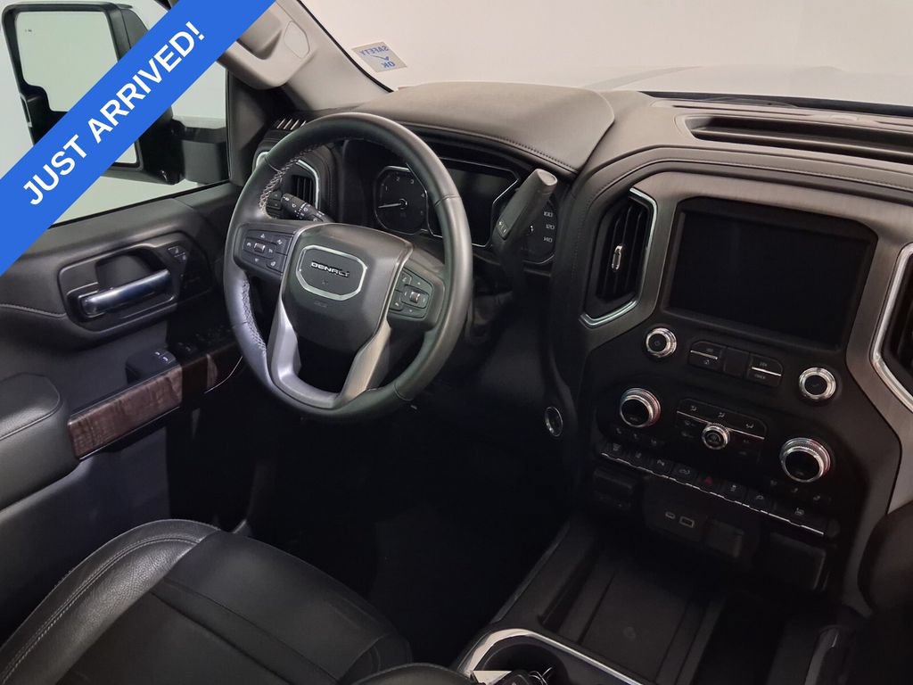 Used 2023 GMC Sierra 3500 Denali w/ Denali Ultimate Package AWD/4WD image 7