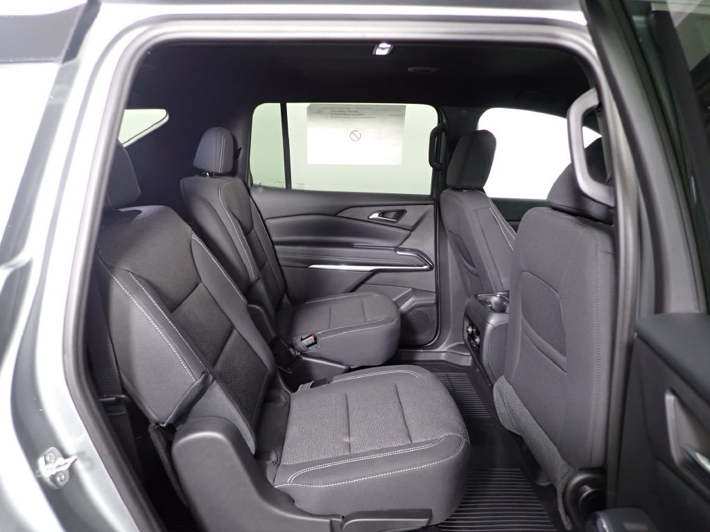 New 2027 Chevrolet Traverse LT w/ LPO, Floor Liner Package AWD/4WD image 36
