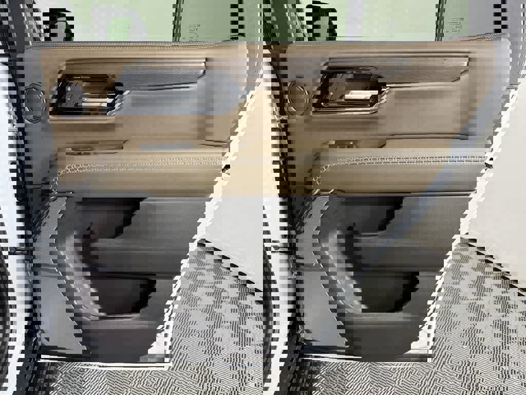 New 2026 GMC Yukon Denali Ultimate image 19