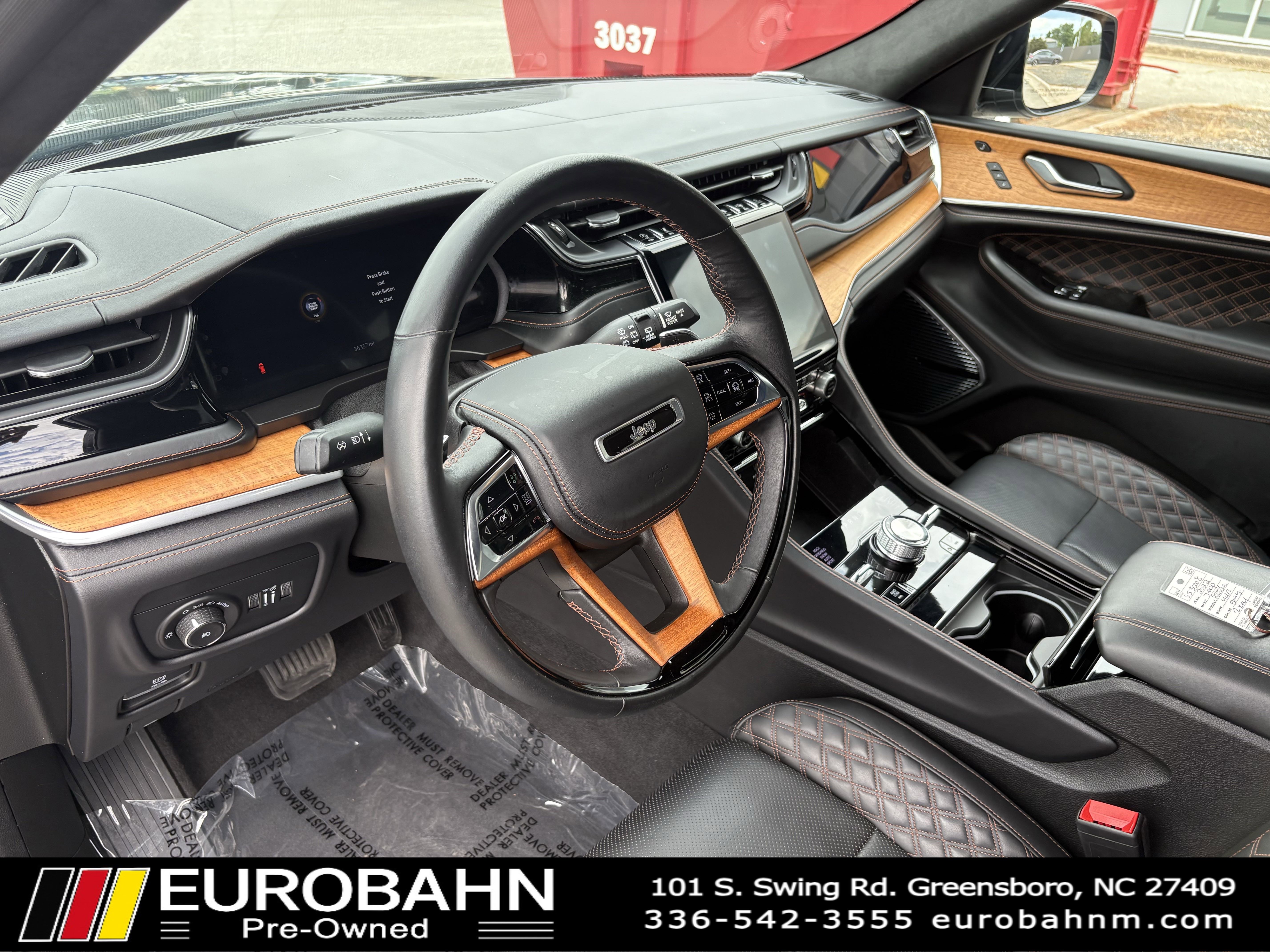 Used 2022 Jeep Grand Cherokee L Summit image 8