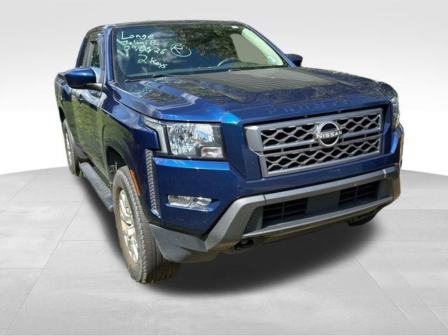 Used 2022 Nissan Frontier SV AWD/4WD image 3