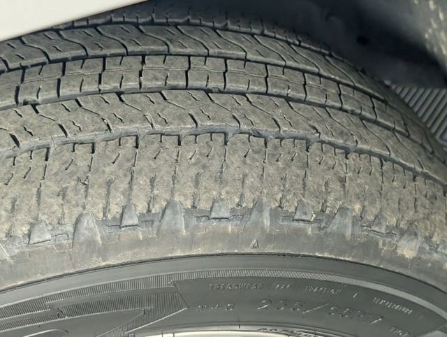 Used 2022 Chevrolet Colorado LT w/ Fleet Safety Package image 9