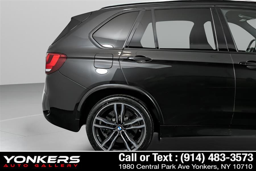 Used 2017 BMW X5 M image 24