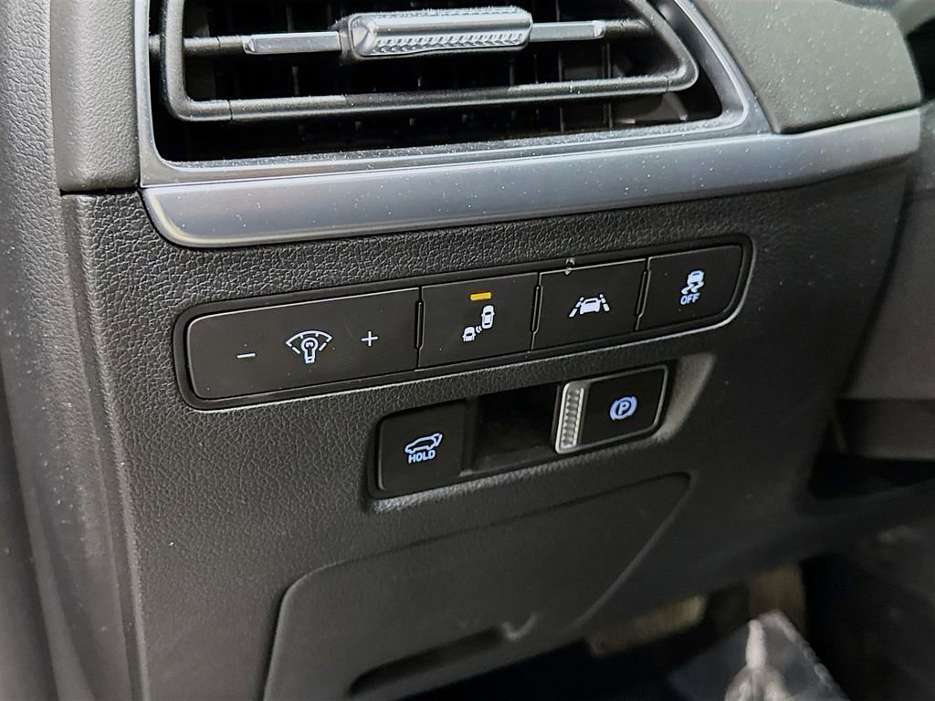 Used 2022 Hyundai Palisade Limited image 19