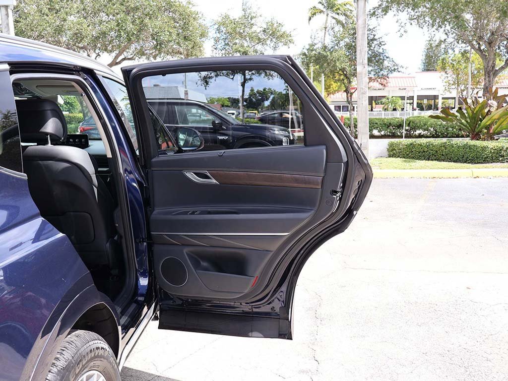 Used 2024 Genesis GV80 2.5T image 29