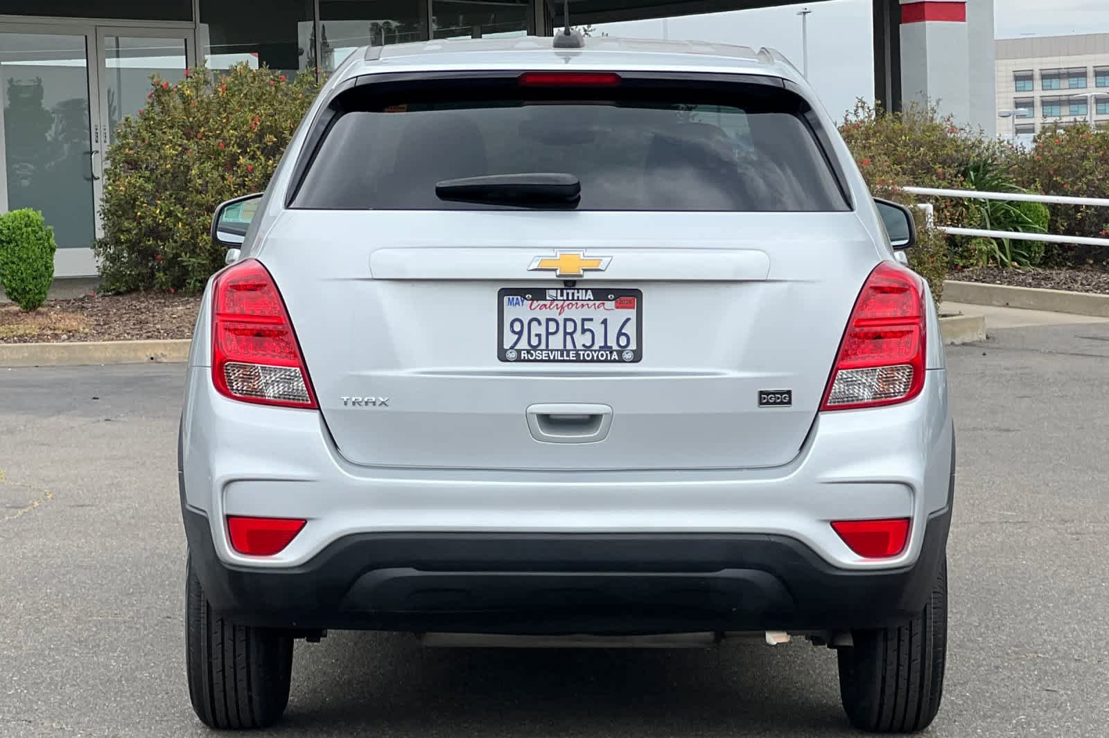 Used 2022 Chevrolet Trax LS w/ Tint and Cruise Package FWD image 8