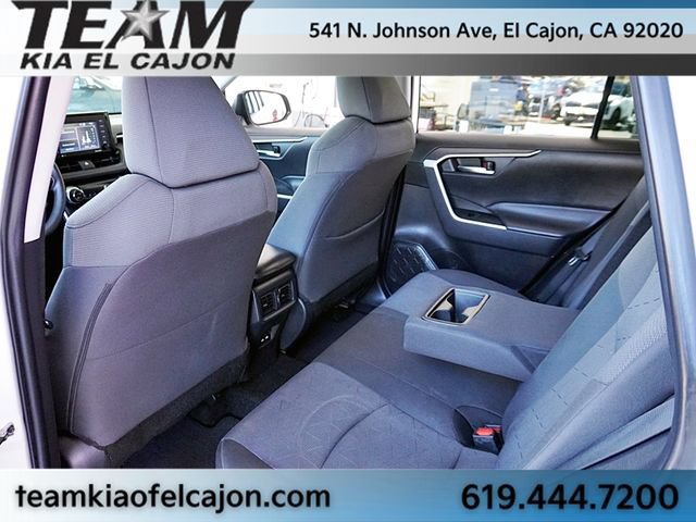 Used 2021 Toyota RAV4 XLE w/ Convenience Package AWD/4WD image 17