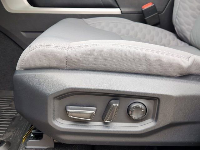 Used 2025 Toyota Tundra SR5 image 44