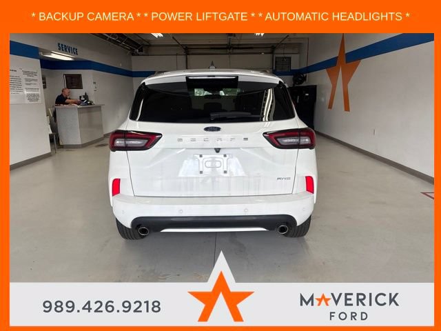 Used 2024 Ford Escape ST-Line w/ Tech Pack #1 AWD/4WD image 5