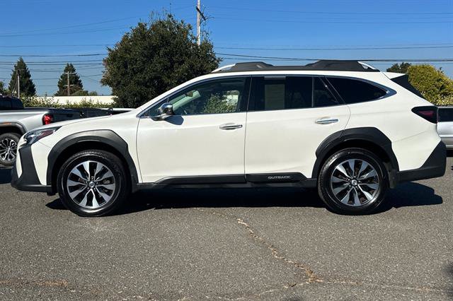 Used 2023 Subaru Outback Touring XT AWD/4WD image 6