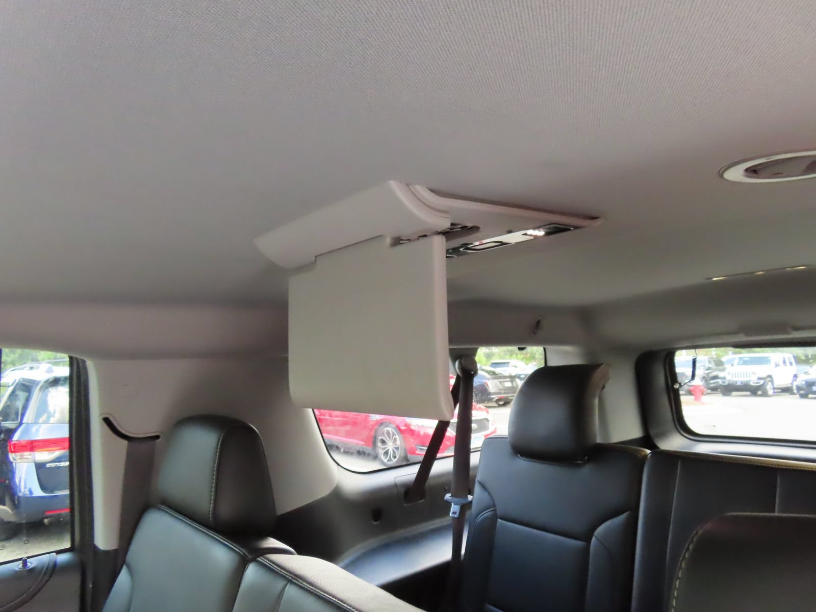 Used 2019 GMC Yukon XL SLT w/ Open Road Package AWD/4WD image 34