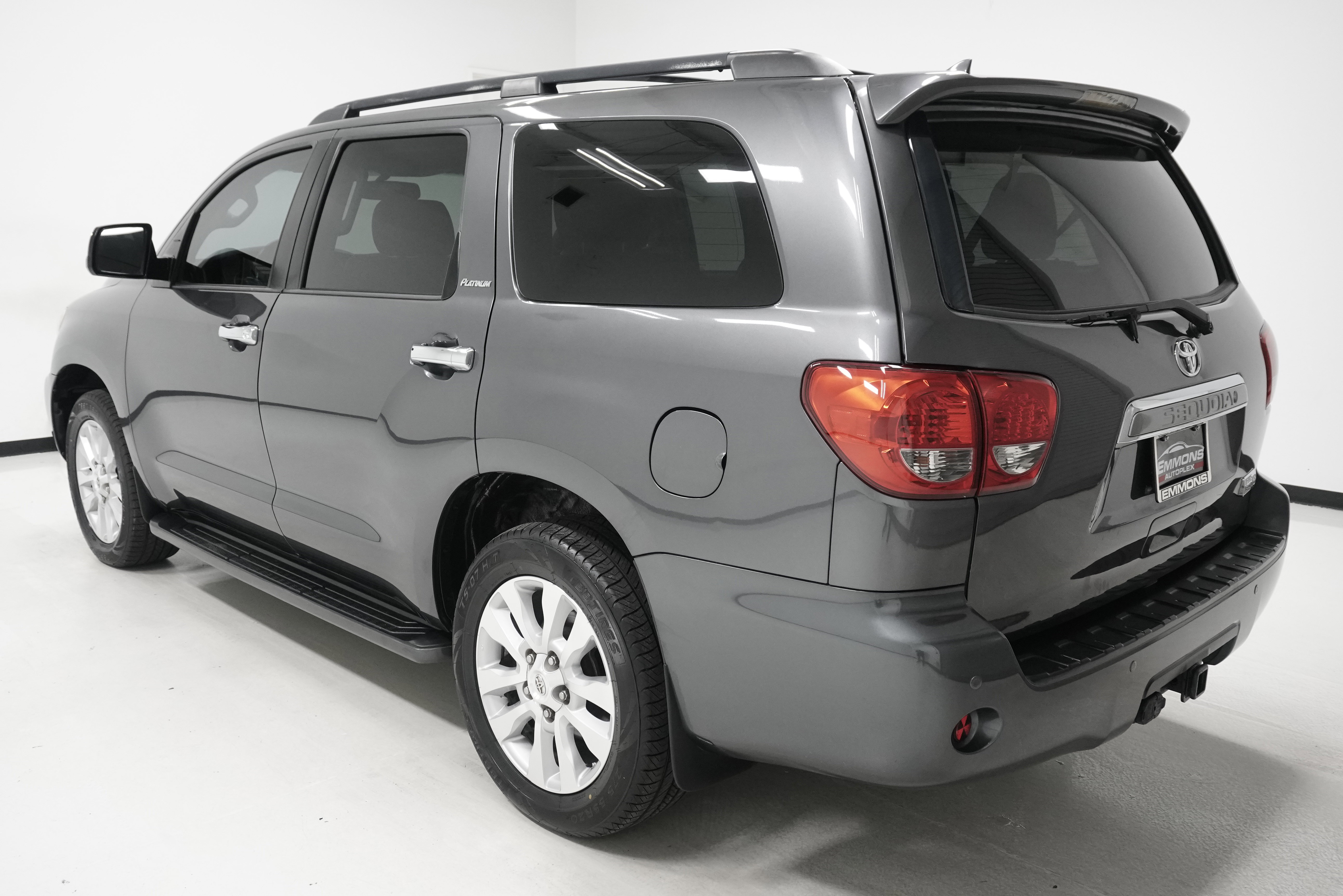 Used 2015 Toyota Sequoia Platinum image 5