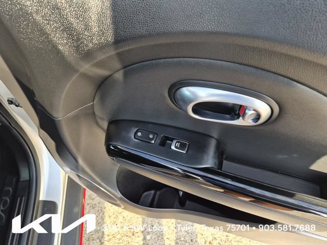 Used 2018 Kia Soul ! FWD image 13