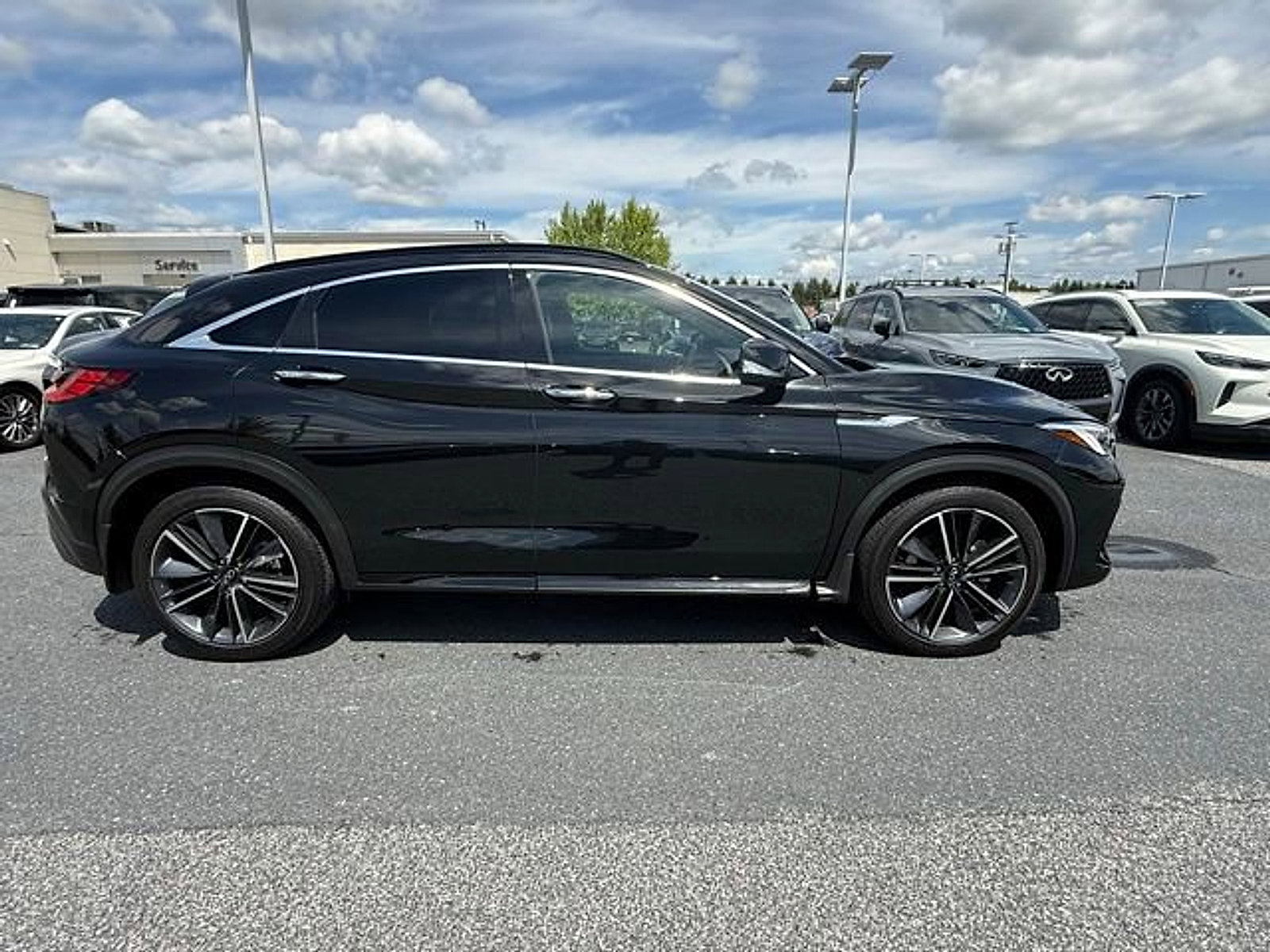 Used 2023 INFINITI QX55 Sensory w/ Lighting Package AWD/4WD image 15