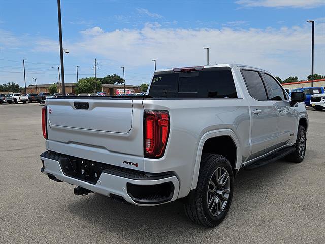 Used 2022 GMC Sierra 1500 AT4 w/ AT4 Premium Package AWD/4WD image 5