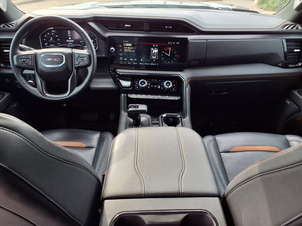 Used 2024 GMC Sierra 1500 AT4 w/ Technology Package image 9