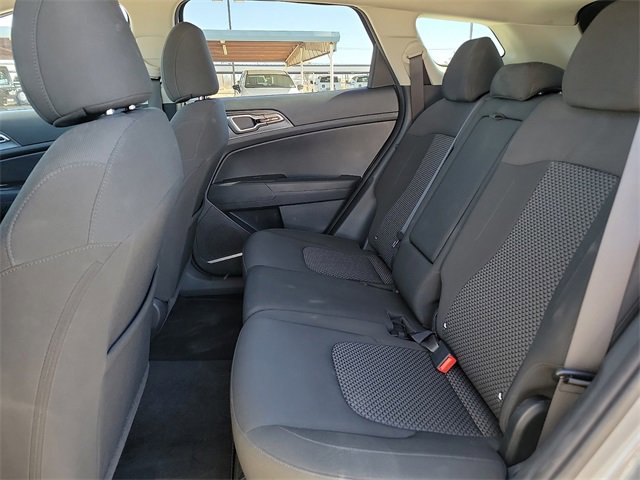 Used 2024 Kia Sportage LX image 8