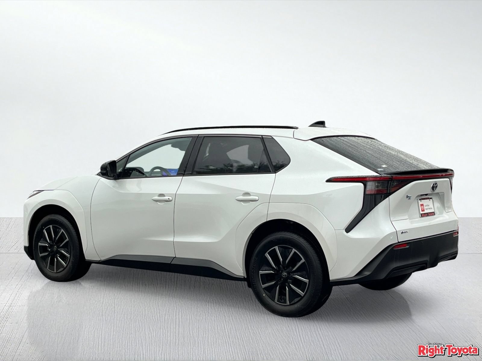 Certified 2026 Toyota bZ FWD image 5