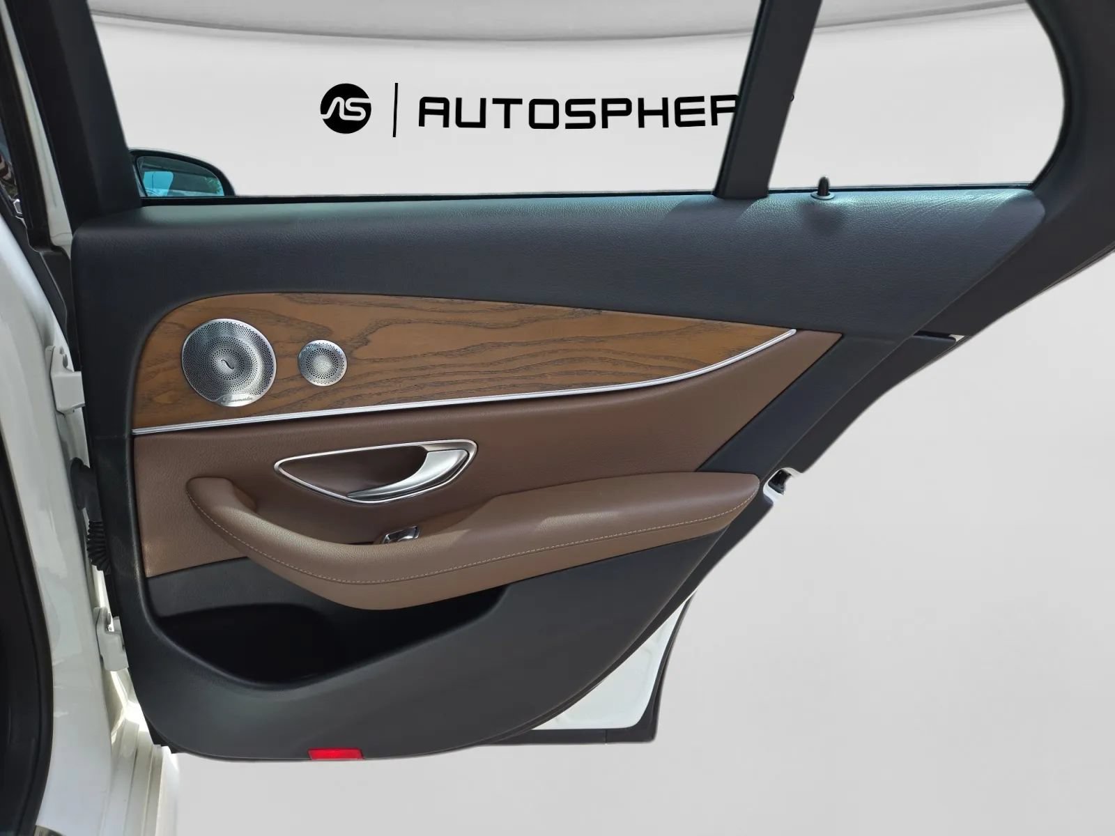 Used 2018 Mercedes-Benz E 300 image 29
