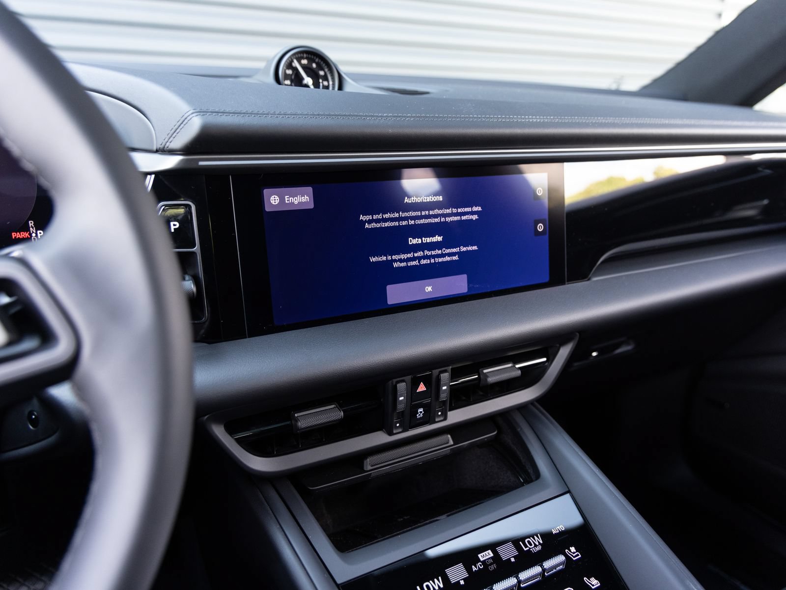 Certified 2026 Porsche Macan 4 Electric AWD/4WD image 16