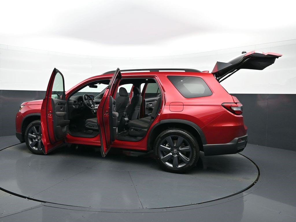 Used 2026 Honda Pilot Sport image 33