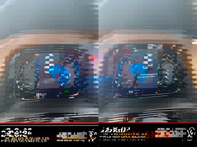 New 2026 Volkswagen Atlas SE image 32