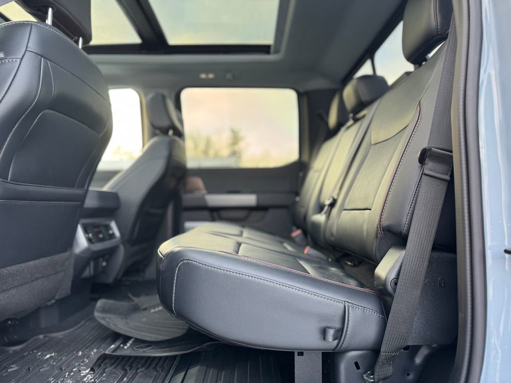 Used 2024 Ford F250 Lariat w/ Lariat Ultimate Package image 38