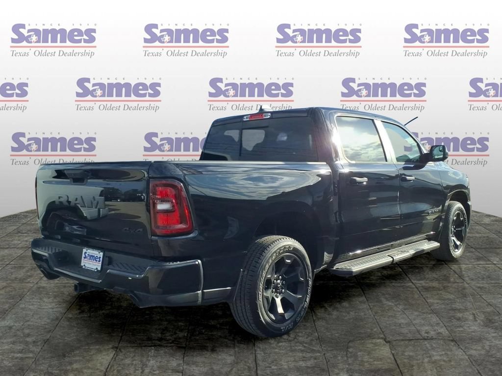 New 2026 RAM 1500 Express AWD/4WD image 3
