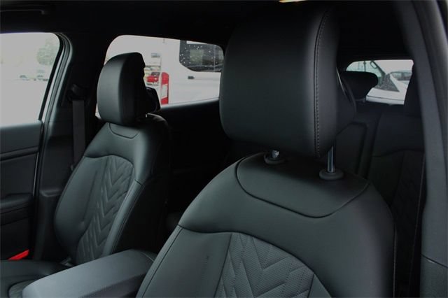 Used 2025 Kia Sportage X-Line AWD/4WD image 4