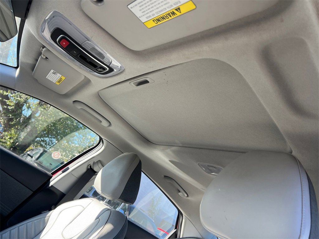 Used 2023 Hyundai Elantra Limited image 20