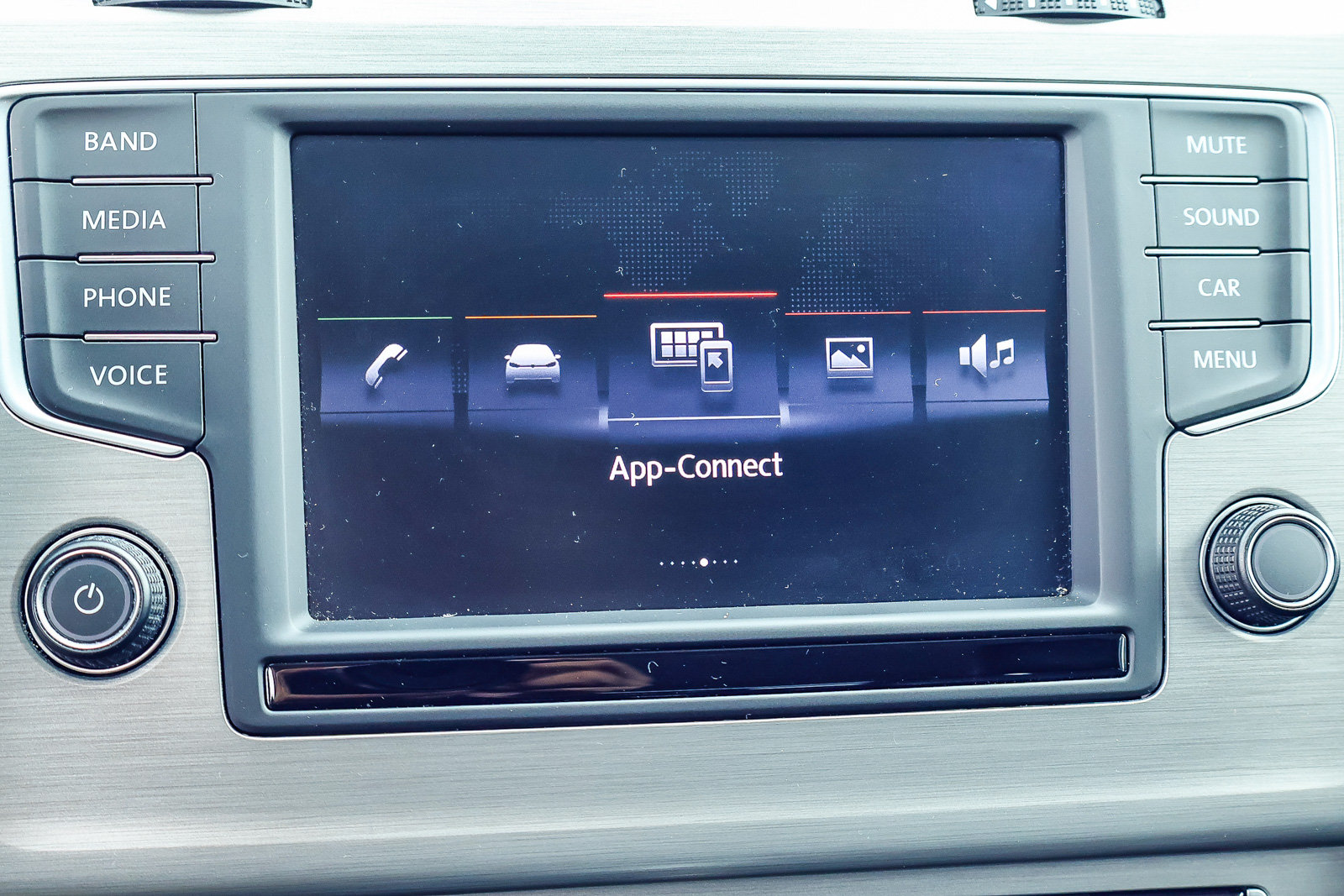 Used 2016 Volkswagen Golf SE w/ Lighting Package FWD image 4