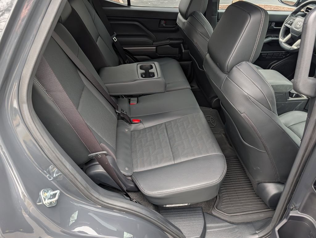 Used 2025 Toyota 4Runner SR5 image 21