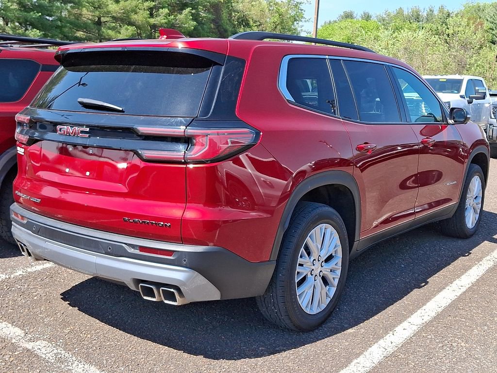 Used 2025 GMC Acadia Elevation w/ Elevation Premium Package AWD/4WD image 4