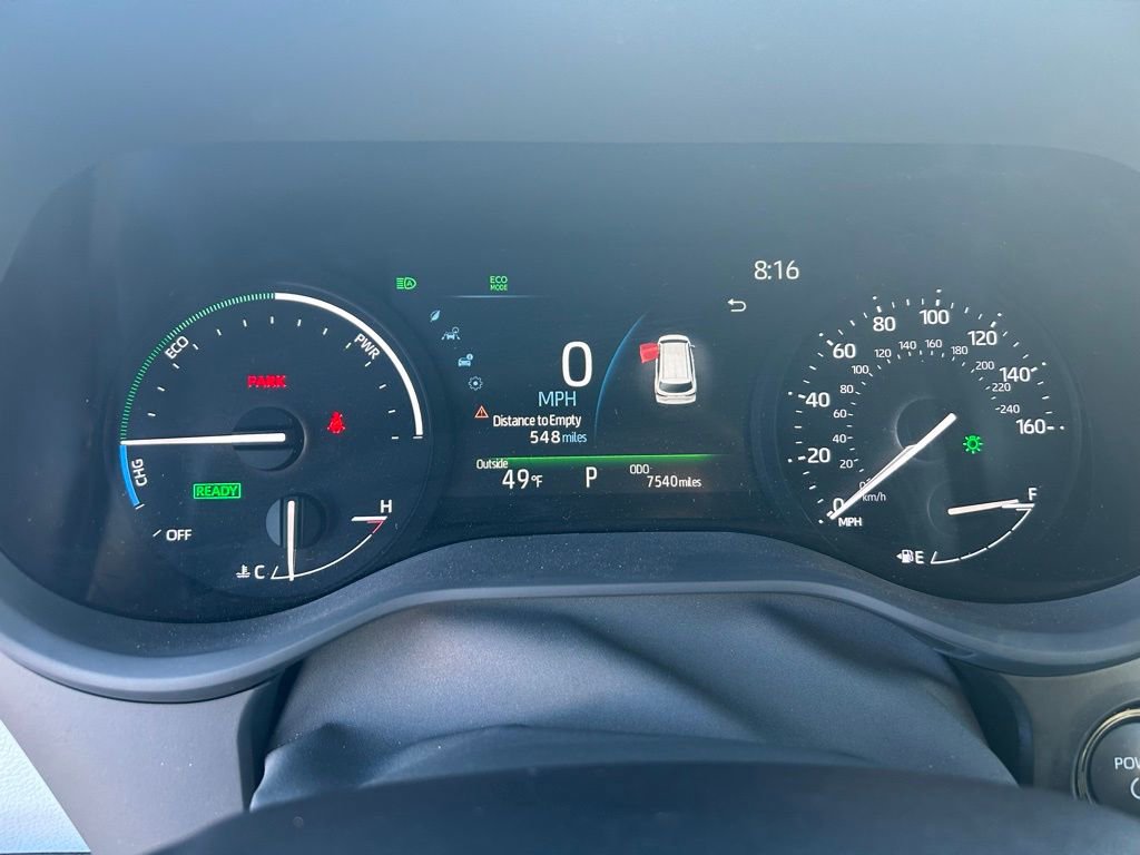 Used 2025 Toyota Sienna LE image 17