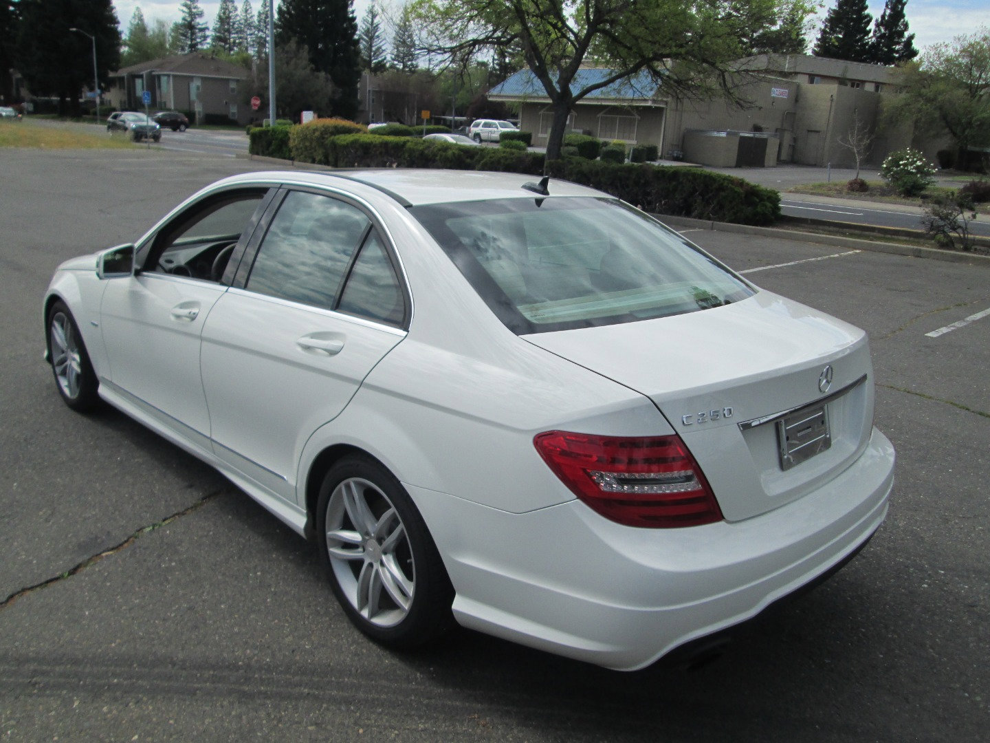 Used 2012 Mercedes-Benz C 250 Sport image 5