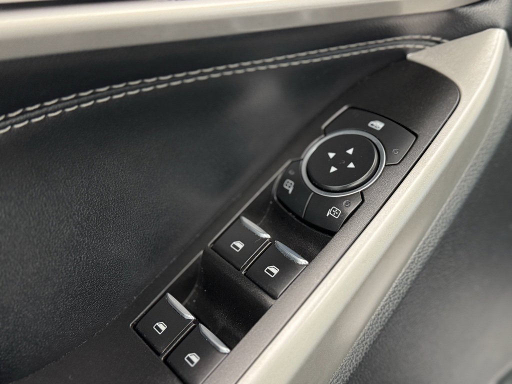 Used 2021 Ford Explorer XLT w/ Equipment Group 202A image 15