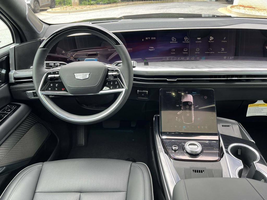 New 2026 Cadillac Escalade IQL Sport 2 w/ LPO, ONYX Package AWD/4WD image 13