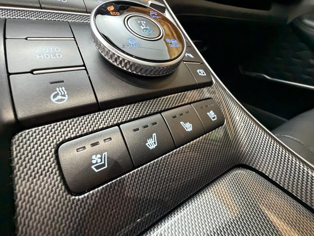 Used 2022 Hyundai Santa Fe Limited image 25