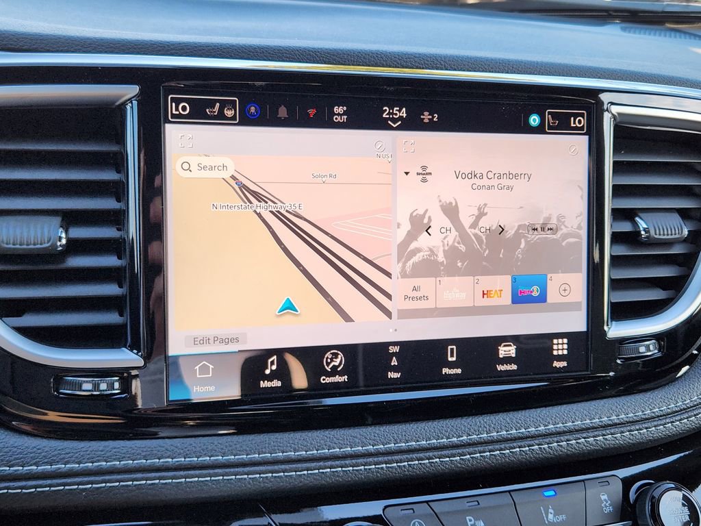 New 2026 Chrysler Pacifica Limited w/ S Appearance Package image 12