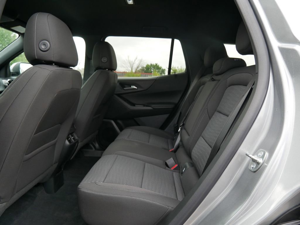 New 2026 Chevrolet Equinox LT image 12