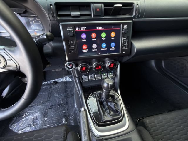 Used 2025 Toyota GR86 w/ ALL Weather Mat Package (TMS) RWD image 17
