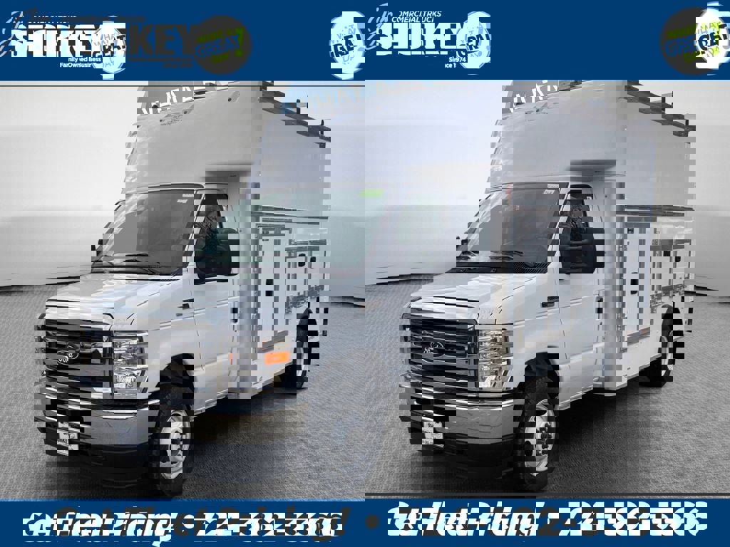 New 2026 Ford E-350 and Econoline 350 Super Duty w/ Power Equipment Group RWD image 8