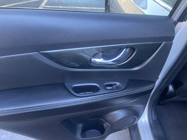 Used 2014 Nissan Rogue SL w/ SL Premium Package image 56