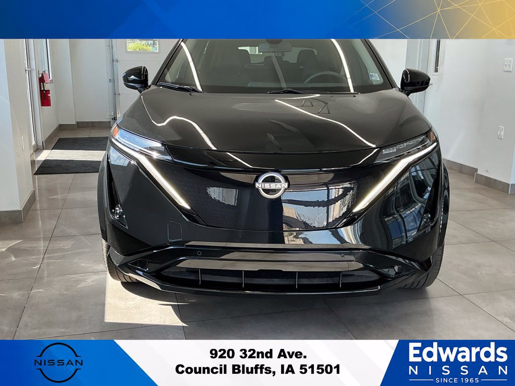 Used 2025 Nissan Ariya FWD image 3