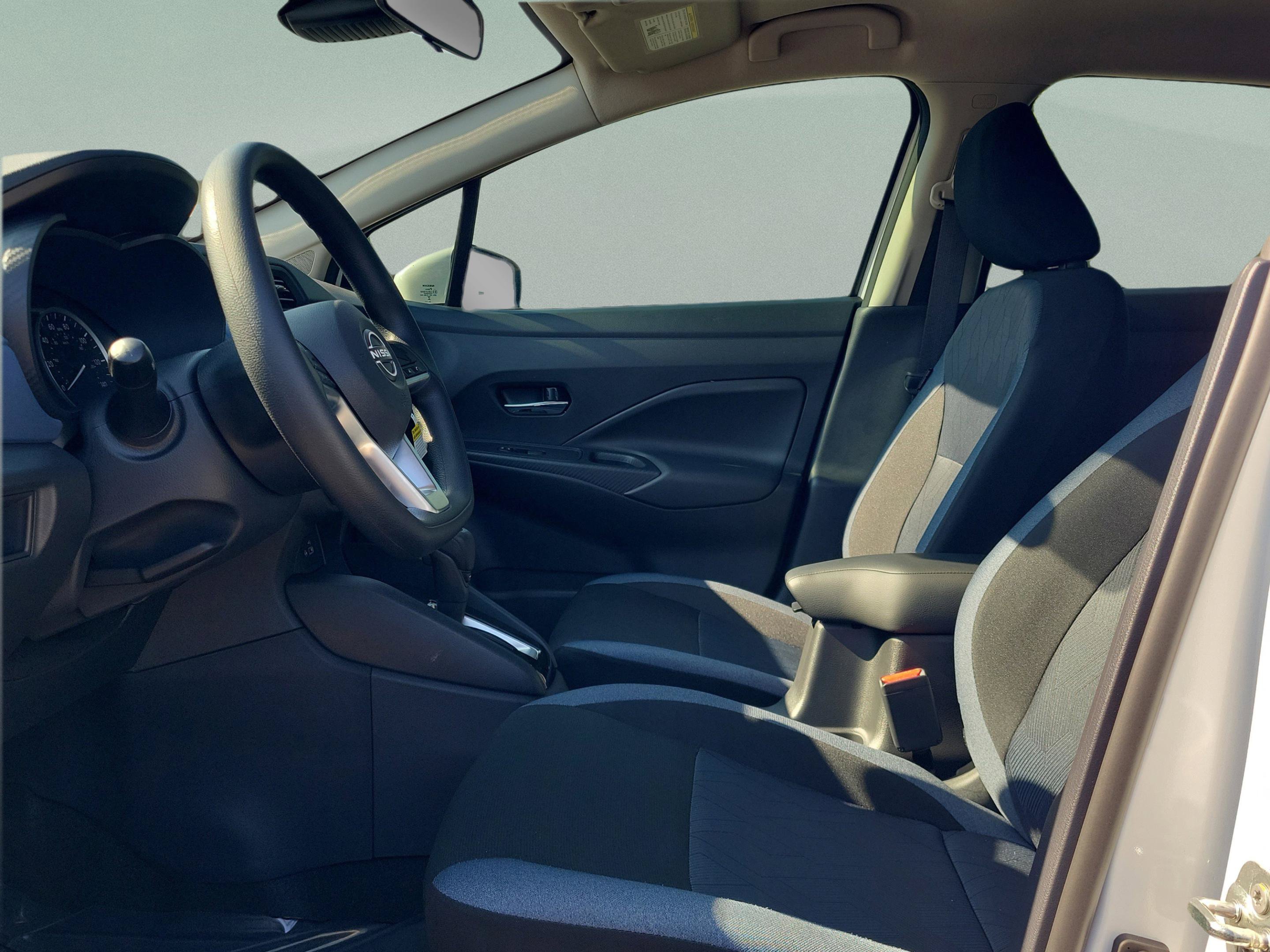 New 2025 Nissan Versa SV w/ Trunk Package FWD image 20