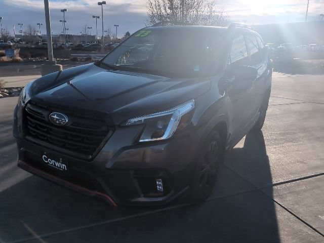 Used 2023 Subaru Forester Sport image 3